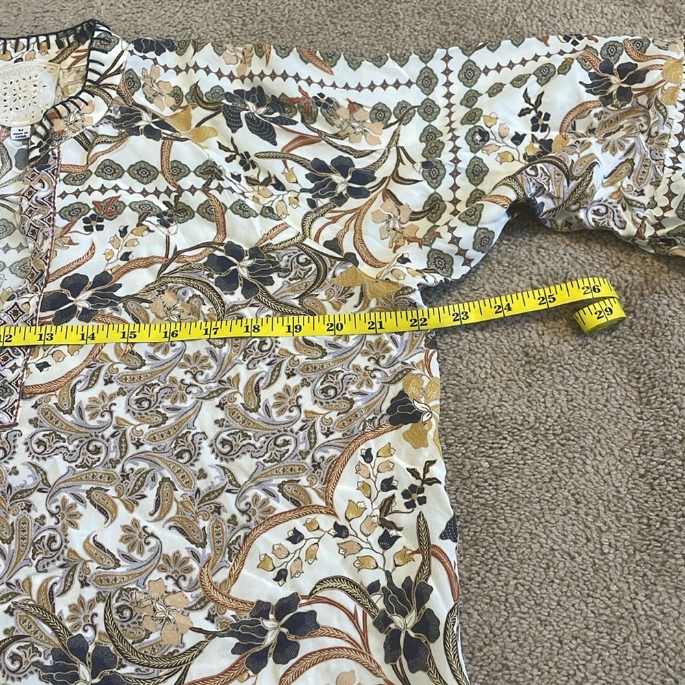 Johnny Was Jade 100% silk blouse size Medium - Picture 7 of 9